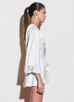 Fleur Du Mal Angel Sleeve Robe -Lingerie Store 200116 FLEURDUMAL SHOT 15 2570 web2