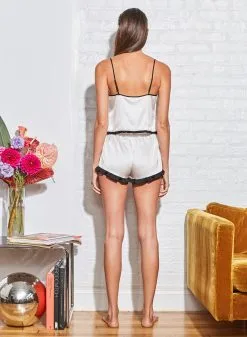 Fleur Du Mal Washable Silk Ruffle Shorts -Lingerie Store 201020 FLEURDUMAL Shot 07 1027full