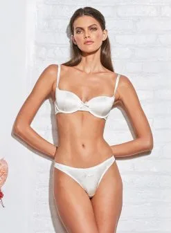 Fleur Du Mal Bridal Luxe Thong -Lingerie Store 201020 FLEURDUMAL Shot 13 1541bridecrop