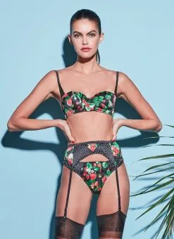 Fleur Du Mal Strawberry Print Thong