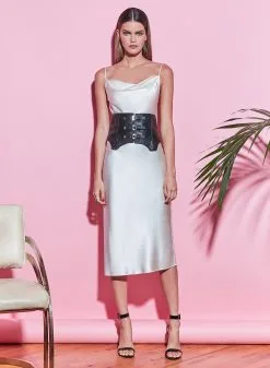 Fleur Du Mal Leather Garter Belt -Lingerie Store 210112 FLEURDUMAL SHOT 28 4266full