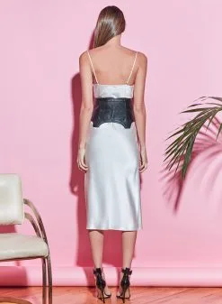 Fleur Du Mal Leather Garter Belt -Lingerie Store 210112 FLEURDUMAL SHOT 28 4340full