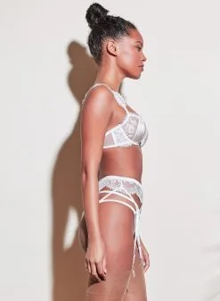 Fleur Du Mal Frankie Lace Strappy Garter Belt -Lingerie Store 210201 FLEURDUMAL SHOT 12 1382crop ee6aa3be 7705 401b a9f4 00040fef0e03