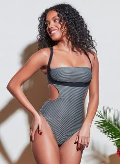 Fleur Du Mal U-Line Cutout One Piece 10 Fleur Du Mal U-Line Cutout One Piece -Lingerie Store 210317 FLEURDUMAL SHOT 29 4469crop