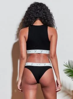 Fleur Du Mal Garçon Crop Tank 11 Fleur Du Mal Garçon Crop Tank -Lingerie Store 210317 FLEURDUMAL SHOT 37 5474crop 6d01f678 835f 40d0 8b51 4758bb3f8aa7