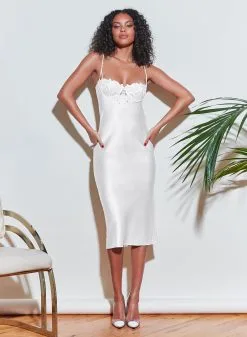 Fleur Du Mal Lily Embroidery Slip Dress -Lingerie Store 210405 FLEURDUMAL SHOT 06 0822full