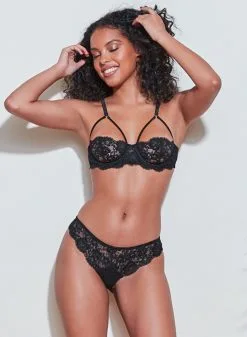 Fleur Du Mal Foxy Lace Half Cup Bra -Lingerie Store 210405 FLEURDUMAL SHOT 16 2671crop