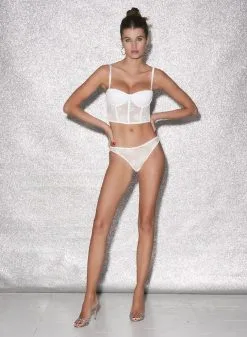 Fleur Du Mal Bouquet Lace Bustier Top -Lingerie Store FDM 010623 1 02897full d0aff758 1635 468d 998a 2da3f99b3462