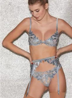 Fleur Du Mal Velvet Lily Embroidery Garter Belt -Lingerie Store FDM 041222 1 1406full e0976d55 e5ef 4ccb 9fe8 7e5759dcb210