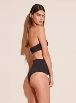 Fleur Du Mal Lace Up High Waist Bikini -Lingerie Store crop2 190221 FLEURDUMAL SHOT 06 0698 a3b624a8 c464 46c8 85be 59c87c39b093