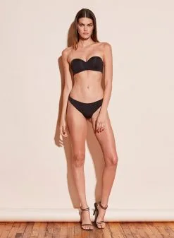 Fleur Du Mal Charlotte Convertible Strapless Bra -Lingerie Store crop 190221 FLEURDUMAL SHOT 34 3886