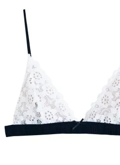 Fleur Du Mal Crochet Lace Triangle Bra -Lingerie Store white2 753x 3eea714a 7cab 4b05 9716 50ba093c5b1d